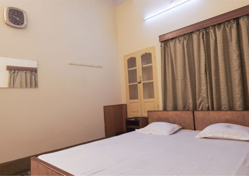 Standard Non AC Room (Double Bed) – Attached Washroom